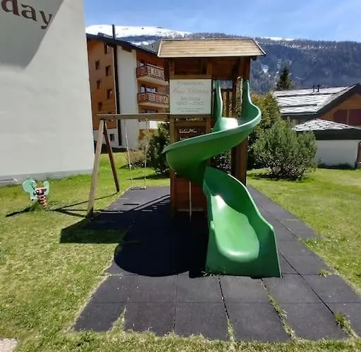 Apartman Chateau 12 *